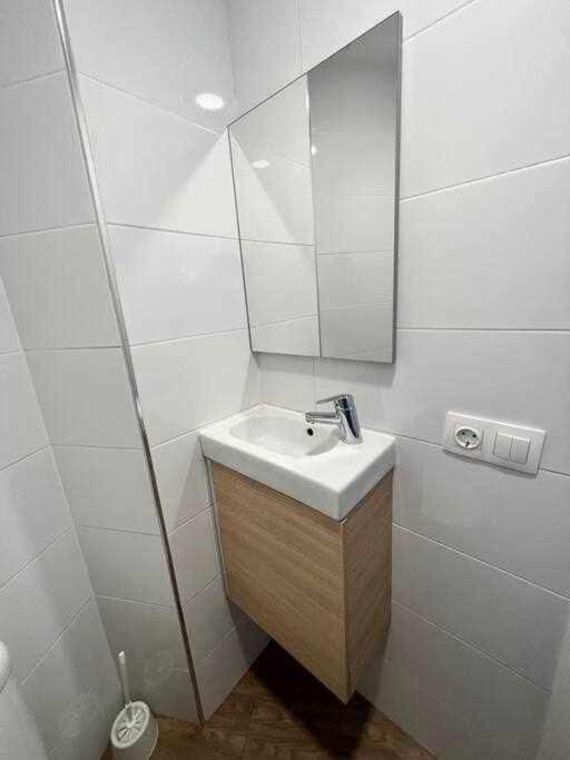 Little Rest America, Zona Media 4 Pax, Garaje Wifi Monachil Exterior photo